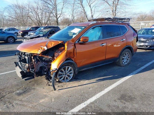Nissan ROGUE SV 2019 JN8AT2MV0KW380717 Image 2