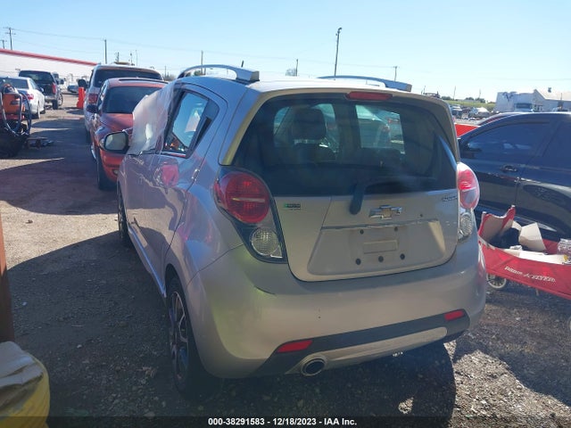 Chevrolet Spark 2lt Auto 2014 KL8CF6S92EC410405 Image 3