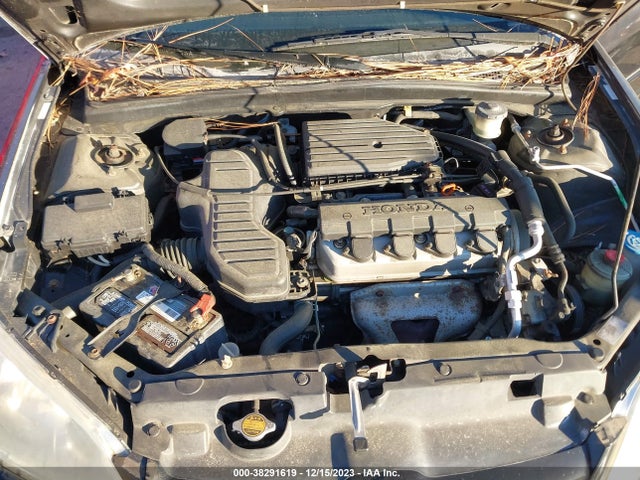 2005 HONDA CIVIC LX VIN: 2HGES16505H555267