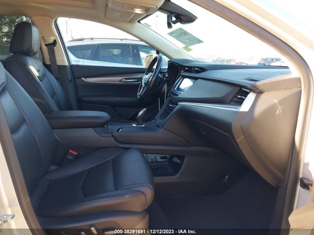 1GYKNERSXKZ235171 Cadillac Xt5 Premium Luxury