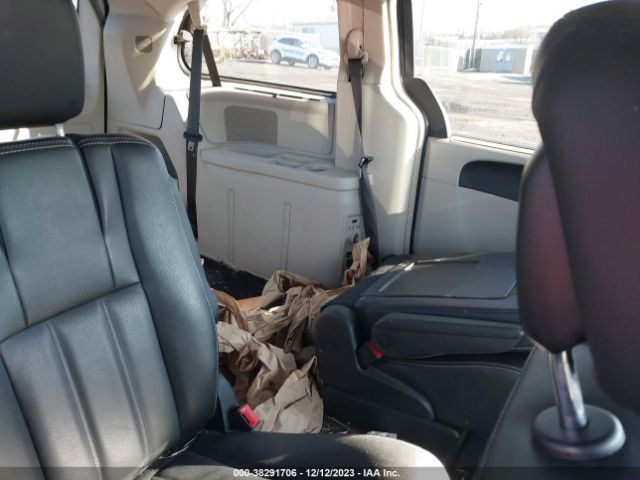 2C4RC1BG9ER297474 Chrysler Town  Country Touring