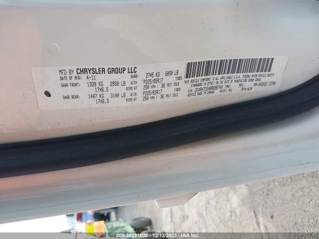 2011 DODGE GRAND CARAVAN R/T VIN: 2D4RN7DG4BR696740