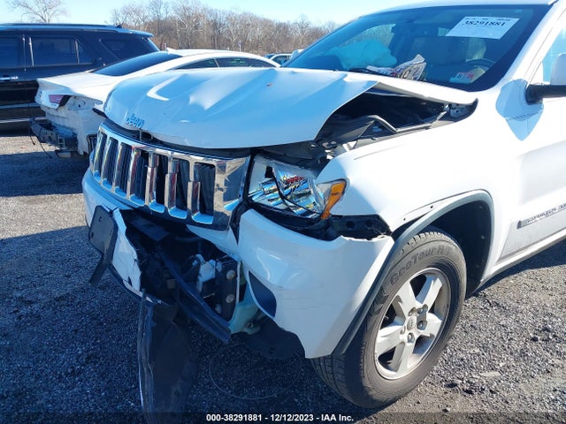 2013 JEEP GRAND CHEROKEE LAREDO VIN: 1C4RJEAG8DC621049