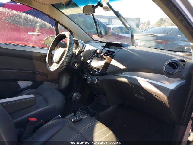 Chevrolet Spark 1lt Cvt 2015 KL8CD6S96FC719401 Image 5