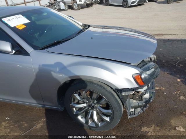 2C3CCABGXEH361165 Chrysler 300 S
