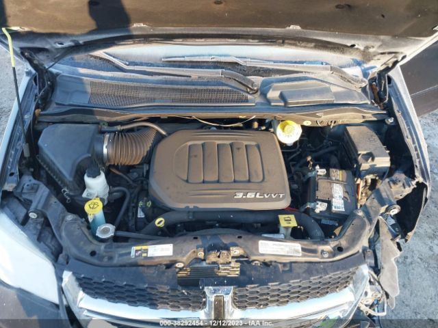 2C4RDGCG5HR674837 Dodge Grand Caravan Sxt