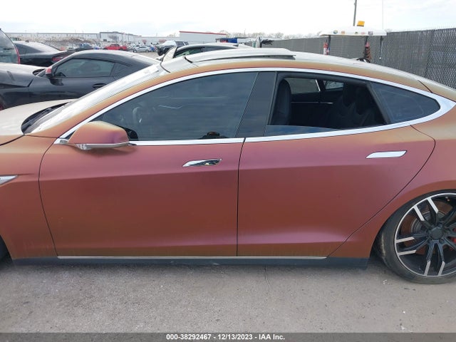 Tesla Model S 90d/p100d/p85d/p90d 2016 5YJSA1E40GF120206 Image 13