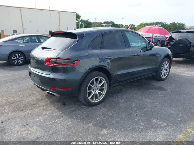 2017 PORSCHE MACAN WP1AA2A51HLB03380 Photo 3