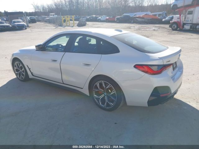 2022 BMW M440I GRAN COUPE WBA13AW02NFM29750 Photo 2