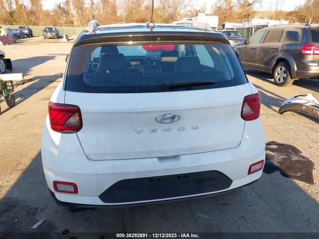Hyundai Venue Limited 2023 KMHRC8A33PU238736 Image 17