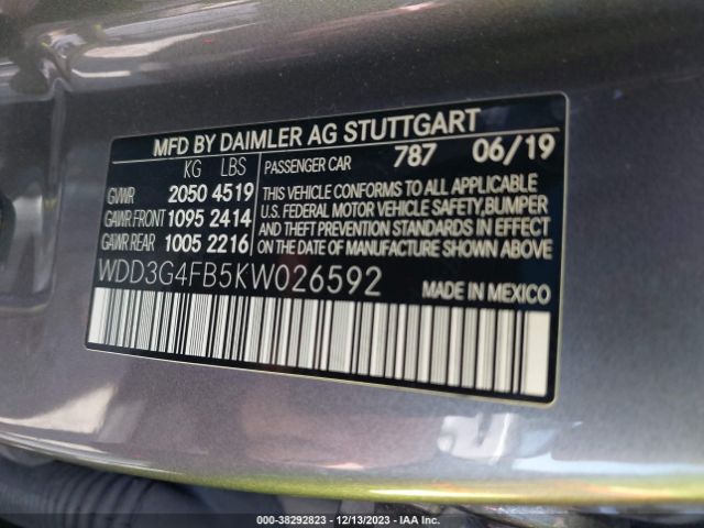 WDD3G4FB5KW026592 Mercedes-Benz A 220 4matic