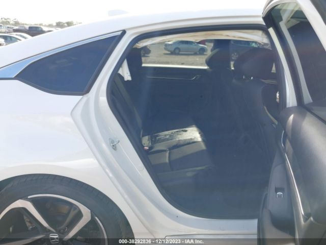 1HGCV1F38JA009807 Honda Accord Sport