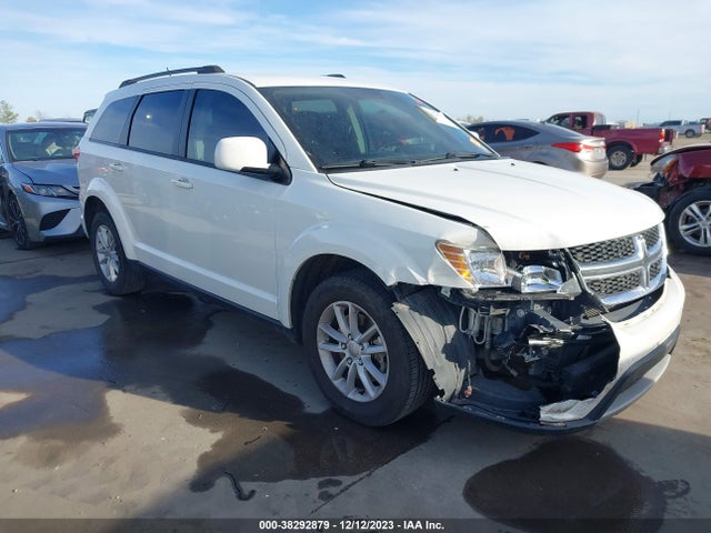 2017 3C4PDCBG4HT588725 main image