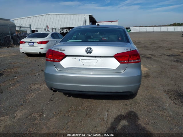 1VWAS7A34FC111719 Volkswagen Passat 1.8t Limited Edition