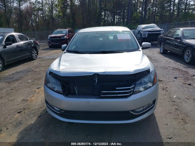 1VWAS7A34FC111719 Volkswagen Passat 1.8t Limited Edition