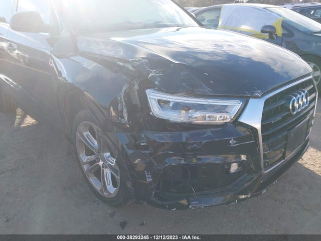 WA1JCCFS9JR005002 Audi Q3 2.0t Premium/2.0t Sport Premium