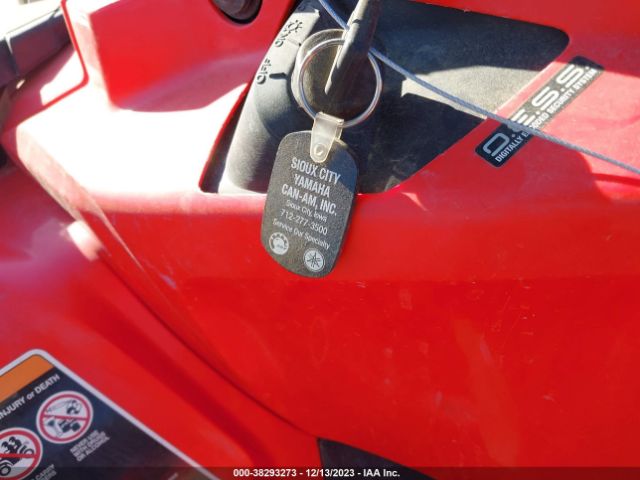 2016 CAN-AM OUTLANDER 3JBLGAV22GJ000568 Photo 10