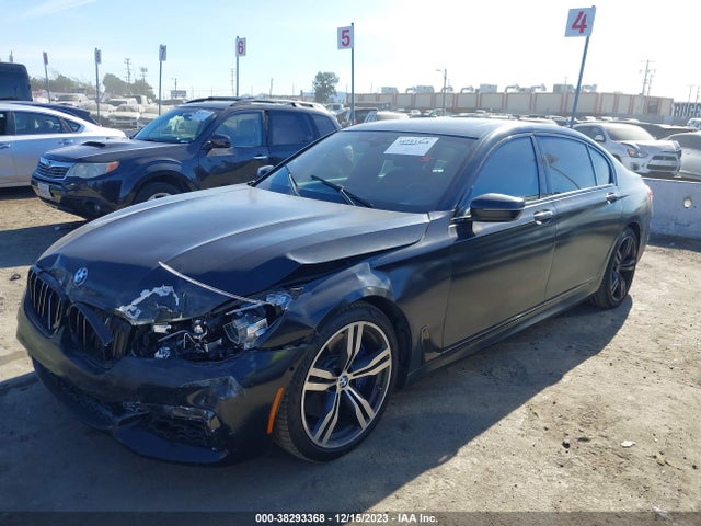 WBA7F0C55JGM24025 BMW 750i