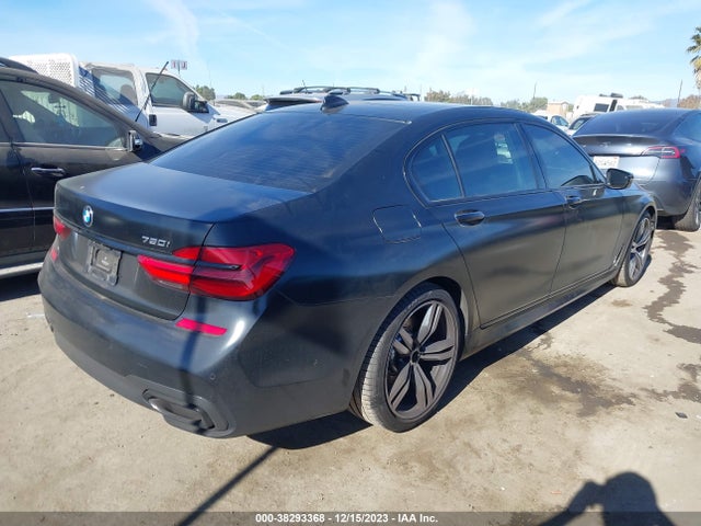 WBA7F0C55JGM24025 BMW 750i