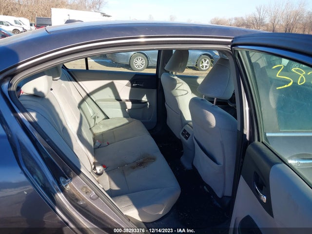 38293376 :رقم المزاد ، 1HGCR2F00GA139184 vin ، 2016 Honda Accord Ex مزاد بيع
