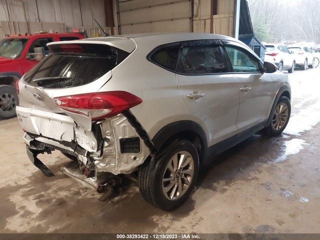 Hyundai TUCSON SE 2018 KM8J2CA46JU660292 Image 4