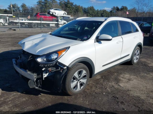 KNDCB3LCXK5351826 KIA NIRO LX