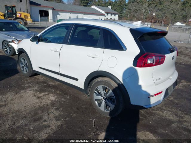 KNDCB3LCXK5351826 KIA NIRO LX