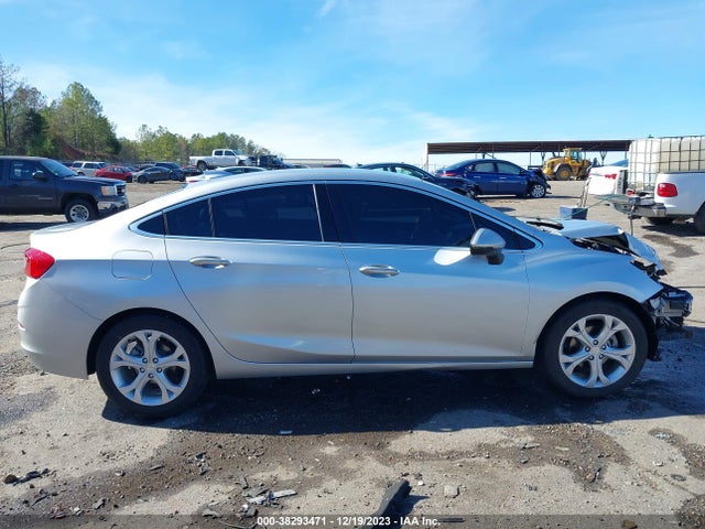 Chevrolet Cruze Premier Auto 2018 1G1BF5SM4J7195896 Image 14