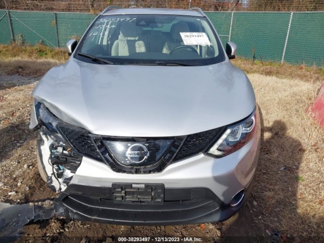 JN1BJ1CP3KW213676 Nissan Rogue Sport Sv