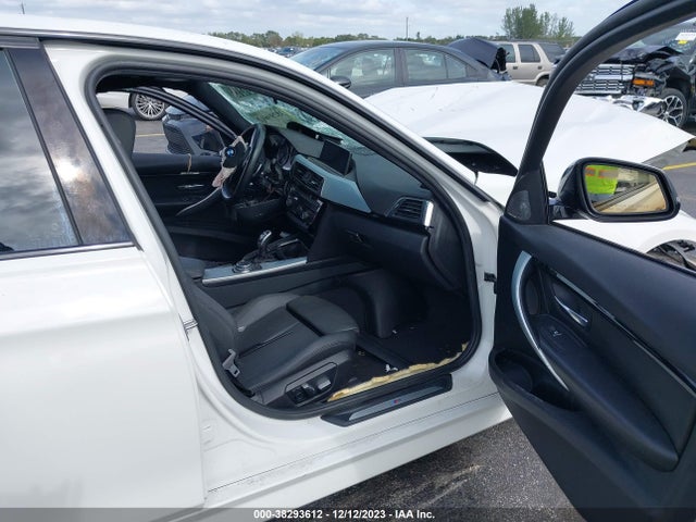 BMW 328I 2016 WBA8E9G55GNU29106 Image 5