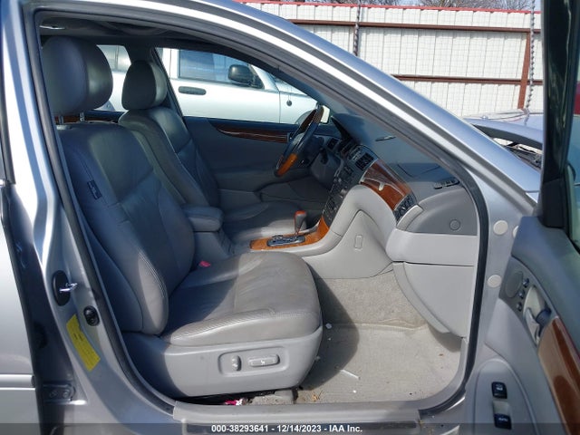 2005 LEXUS ES 330 VIN: JTHBA30G155101612