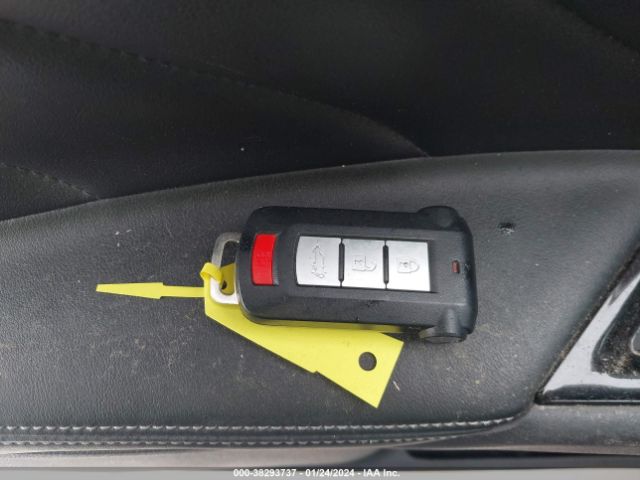 2019 MITSUBISHI OUTLANDER PHEV JA4J24A5XKZ055144 Photo 10