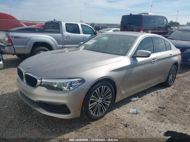 BMW 530I 2019 WBAJA5C51KWW04529 Image 2