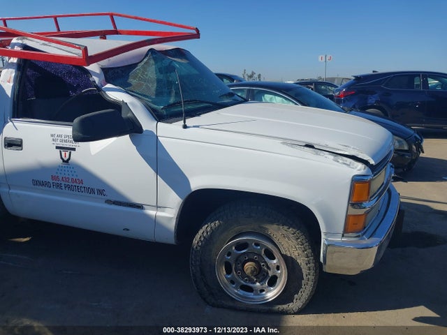 2000 CHEVROLET C/K 3500 VIN: 1GBGC34R4YF478192