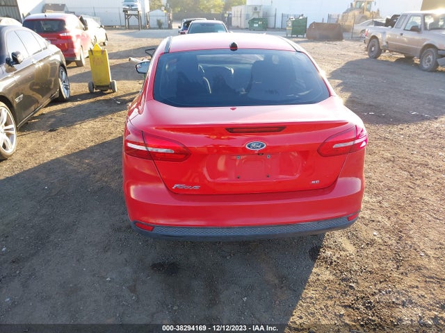 2015 FORD FOCUS SE VIN: 1FADP3F25FL295570