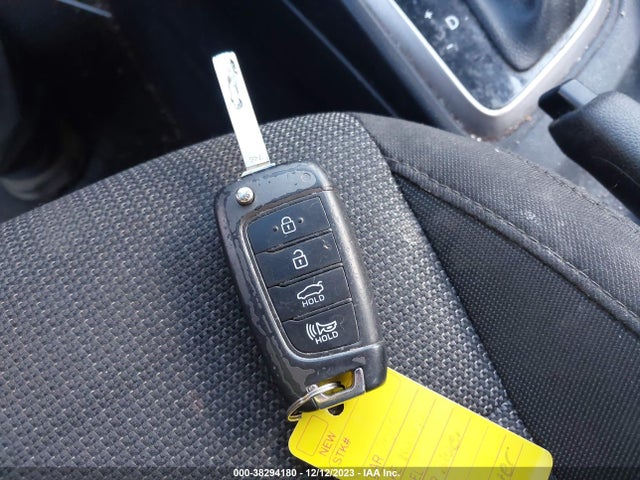 2018 HYUNDAI ACCENT SE VIN: 3KPC24A38JE019010
