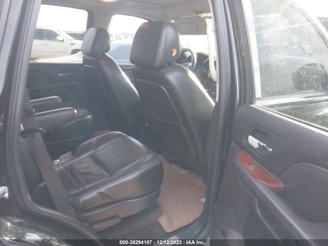 2007 CADILLAC ESCALADE STANDARD VIN: 1GYFK63817R403672