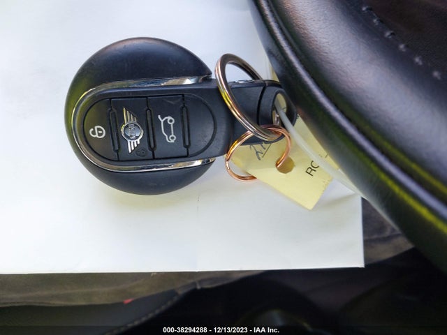 2021 MINI HARDTOP WMWXU7C09M2M99802 Photo 10
