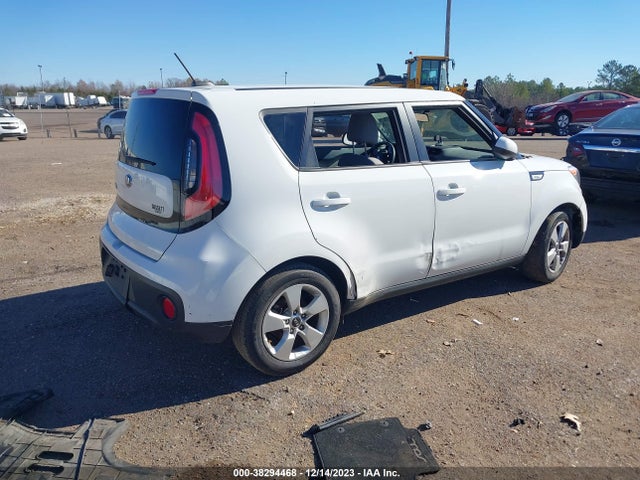 2018 KIA SOUL VIN: KNDJN2A21J7904983
