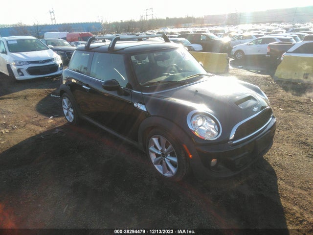 2013 MINI COOPER HARDTOP WMWSV3C57DT388137