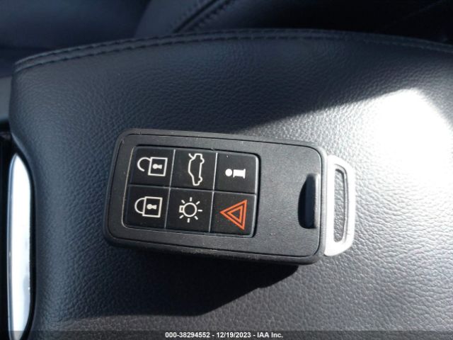 YV140MFB3F1301456 Volvo S60 T5 Premier