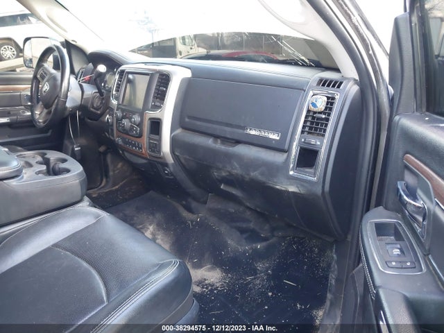 RAM 2500 Laramie  4x4 64 Box 2017 3C6UR5FL7HG702322 Image 5
