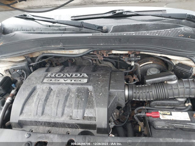 2005 HONDA PILOT EX-L VIN: 2HKYF18665H516549