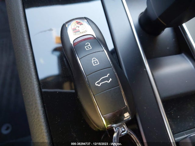 2023 PORSCHE MACAN WP1AA2A55PLB09018 Photo 10
