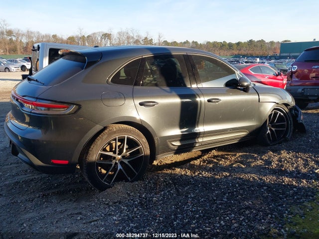2023 PORSCHE MACAN WP1AA2A55PLB09018 Photo 3