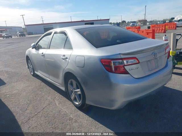 2012 TOYOTA CAMRY SE VIN: 4T1BF1FK2CU019597