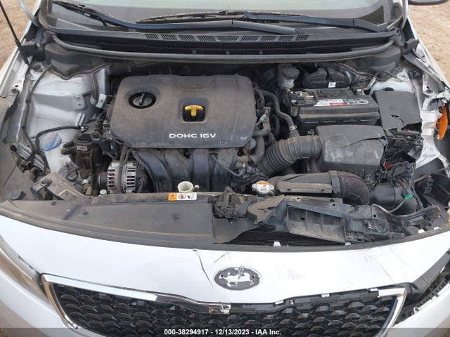 2017 KIA FORTE LX VIN: 3KPFK4A7XHE134623