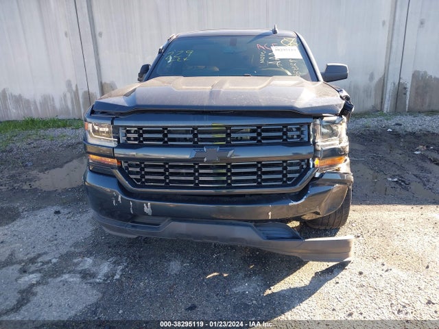 Chevrolet Silverado 1500 Ls 2018 1GCNCNEC8JZ102740 Image 13