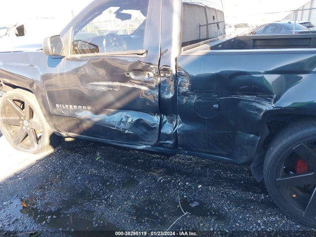 Chevrolet Silverado 1500 Ls 2018 1GCNCNEC8JZ102740 Image 15