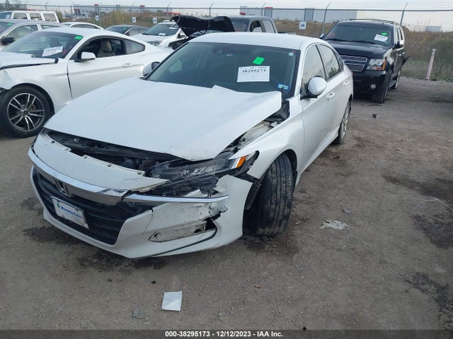 Honda ACCORD LX 2018 1HGCV1F18JA107699 Image 2